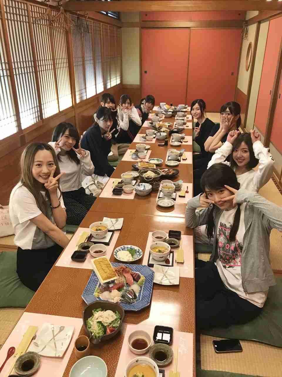 乃木坂46が好きな人〜!