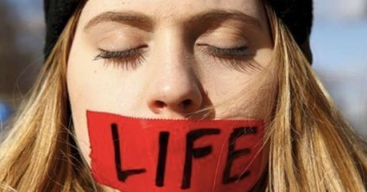 中絶に反対するもう一つの「ウイメンズ・マーチ」開催　「反トランプ」女性が葛藤を語る | ハフポスト