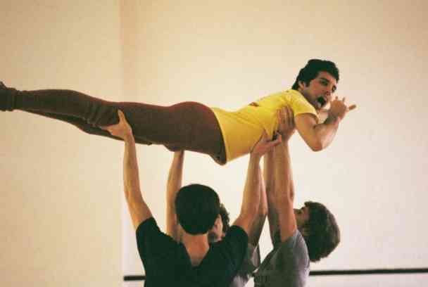 クイーン来日公演へ　「ボヘミアン」ヒット受け来年1月