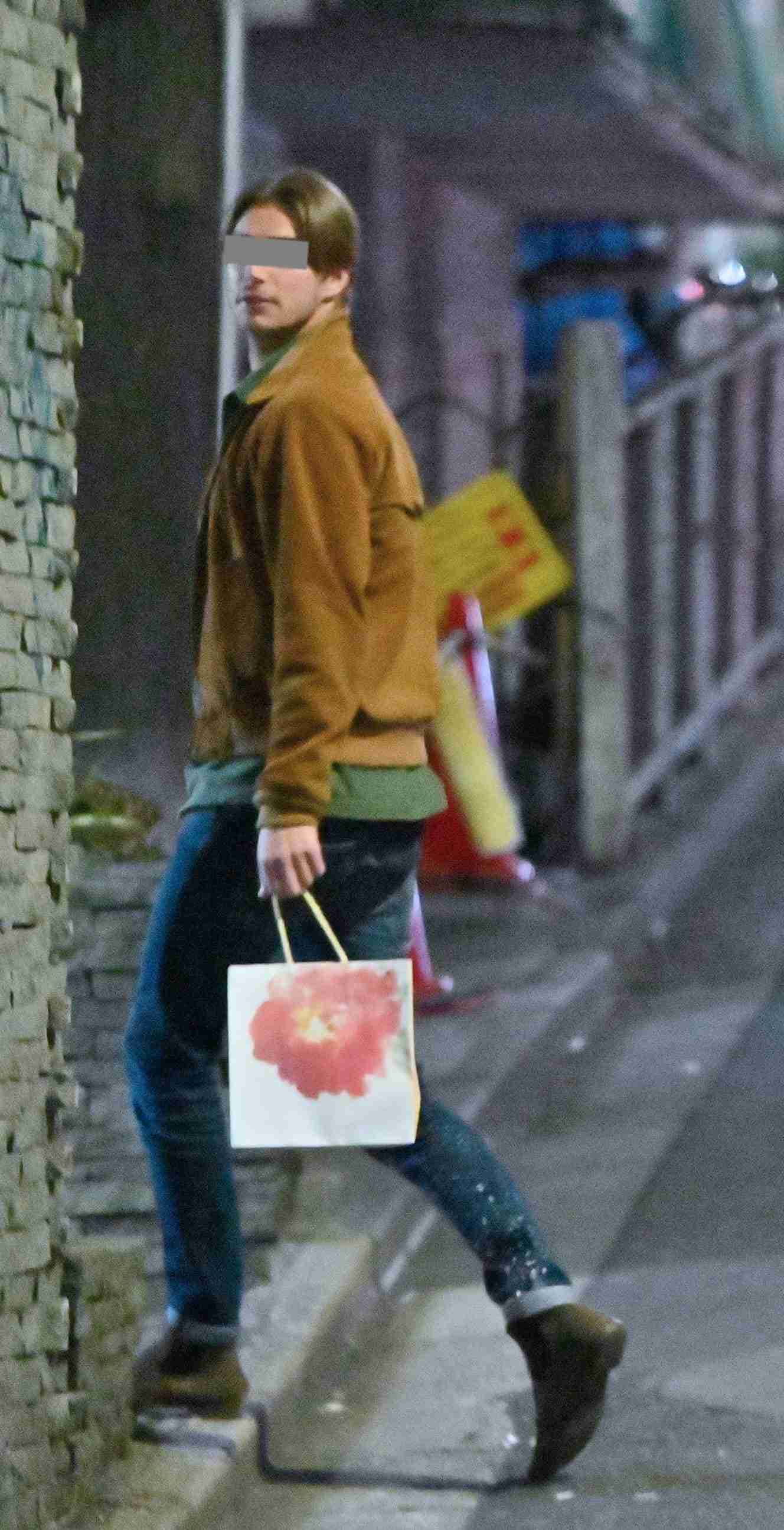 中川翔子が六本木ディナーを楽しんだナゾの外国人