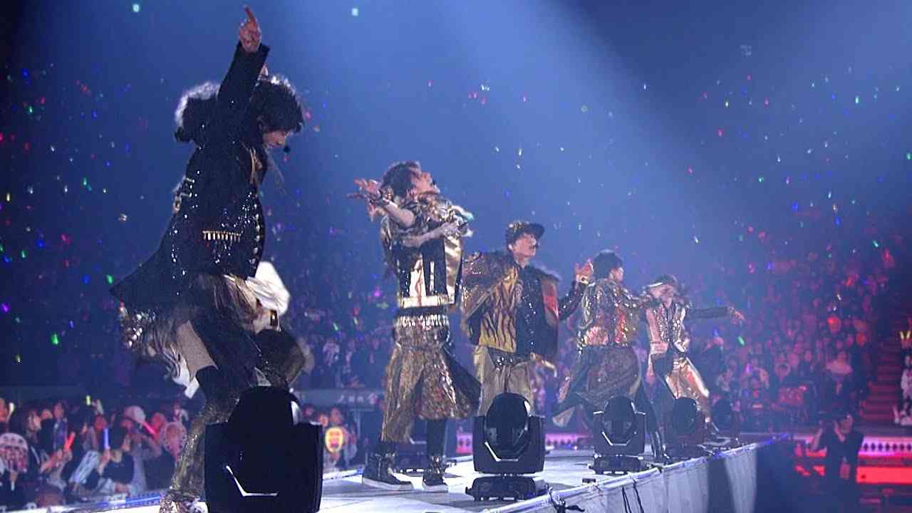 Snow Man @ ジャニーズカウントダウン2018-2019 in 東京ドーム | 「VI Guys Snow Man」「Party! Party! Party!」 - YouTube