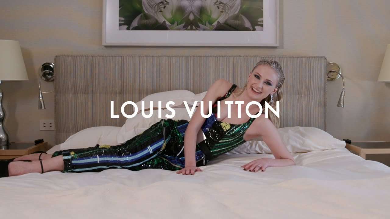 Getting Ready with Sophie Turner Before Met Gala 2019 - YouTube