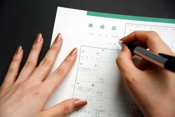 【第6回】	女性の再婚禁止期間が短縮！社会に与える影響を探る | ZUU online