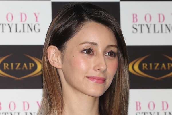 ダレノガレ明美が知人の整形疑惑を投稿「軽率な発言」に批判殺到