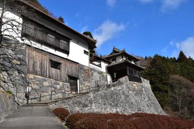 『八つ墓村舞台になった広兼邸と吹屋のベンガラ町並み（岡山）』備中高梁(岡山県)の旅行記・ブログ by かっちんさん【フォートラベル】