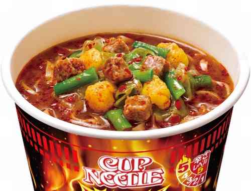 辛くて幸せオイル付き「カップヌードル 激辛味噌」