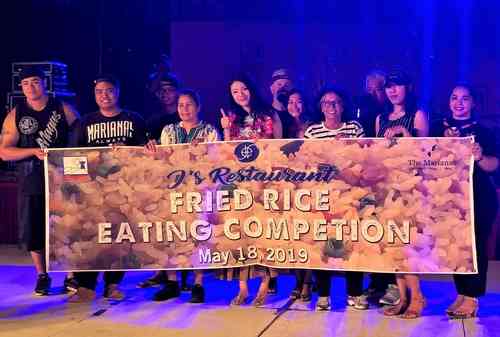 “大食い日本人美女”ますぶちさちよが海外の炒飯大食い大会で圧勝V