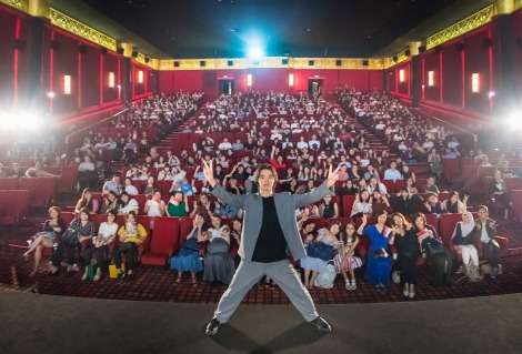 映画『キングダム』興行収入50億突破　主演・山崎賢人はシンガポールのイベントに登場 | ORICON NEWS