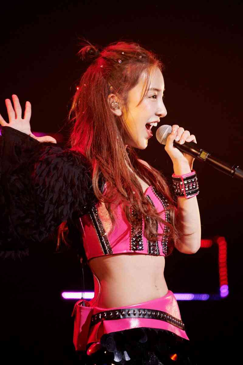 板野友美、ドラマOPテーマ担当をサプライズ発表　初の作曲挑戦に
