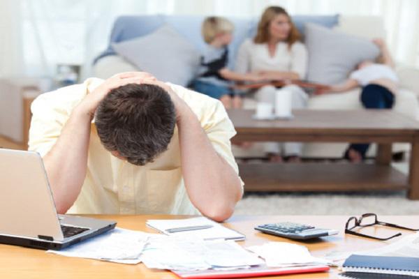 年金を払わないとどうなる？未納者は約3割、払えない若者たち | ZUU online