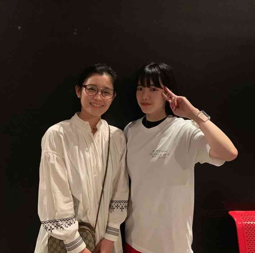 石田ひかり、あいみょんと念願の初対面　「可愛かった素晴らしかったカッコ良かった」