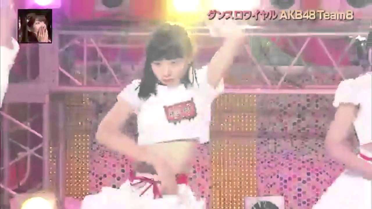 AKB48 チーム8 ダンスロワイヤル - YouTube