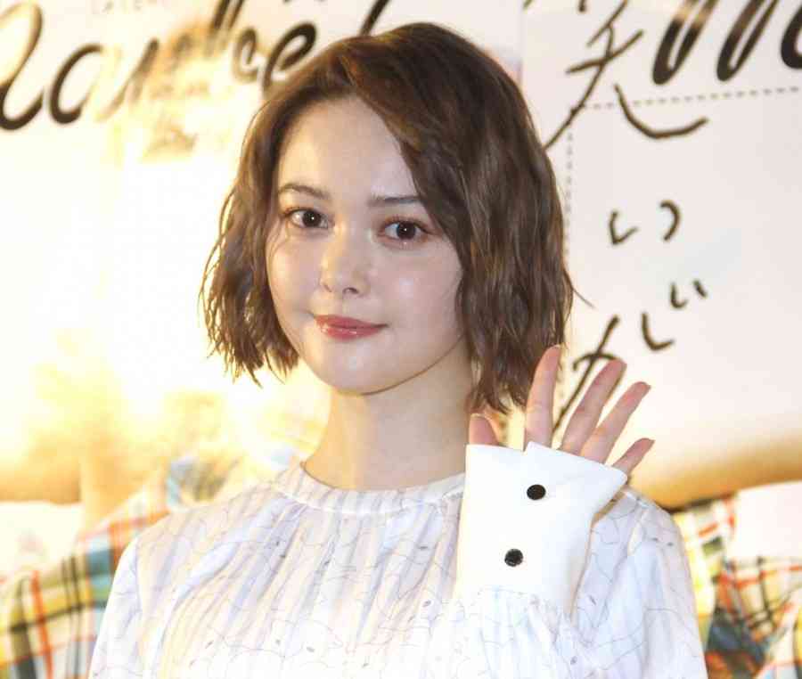 玉城ティナ、“ツッコミ待ちファッション”挑戦も抵抗なし「何でも着ます!」