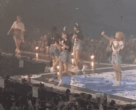 休業中の『HKT48』宮脇咲良に「もう誰かわからない」の声
