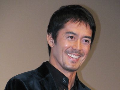 阿部寛の画像ください