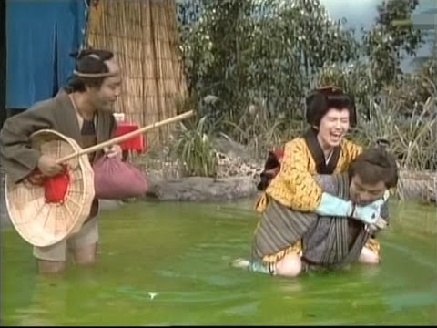 ドリフターズ　松本伊代　川の渡し - YouTube