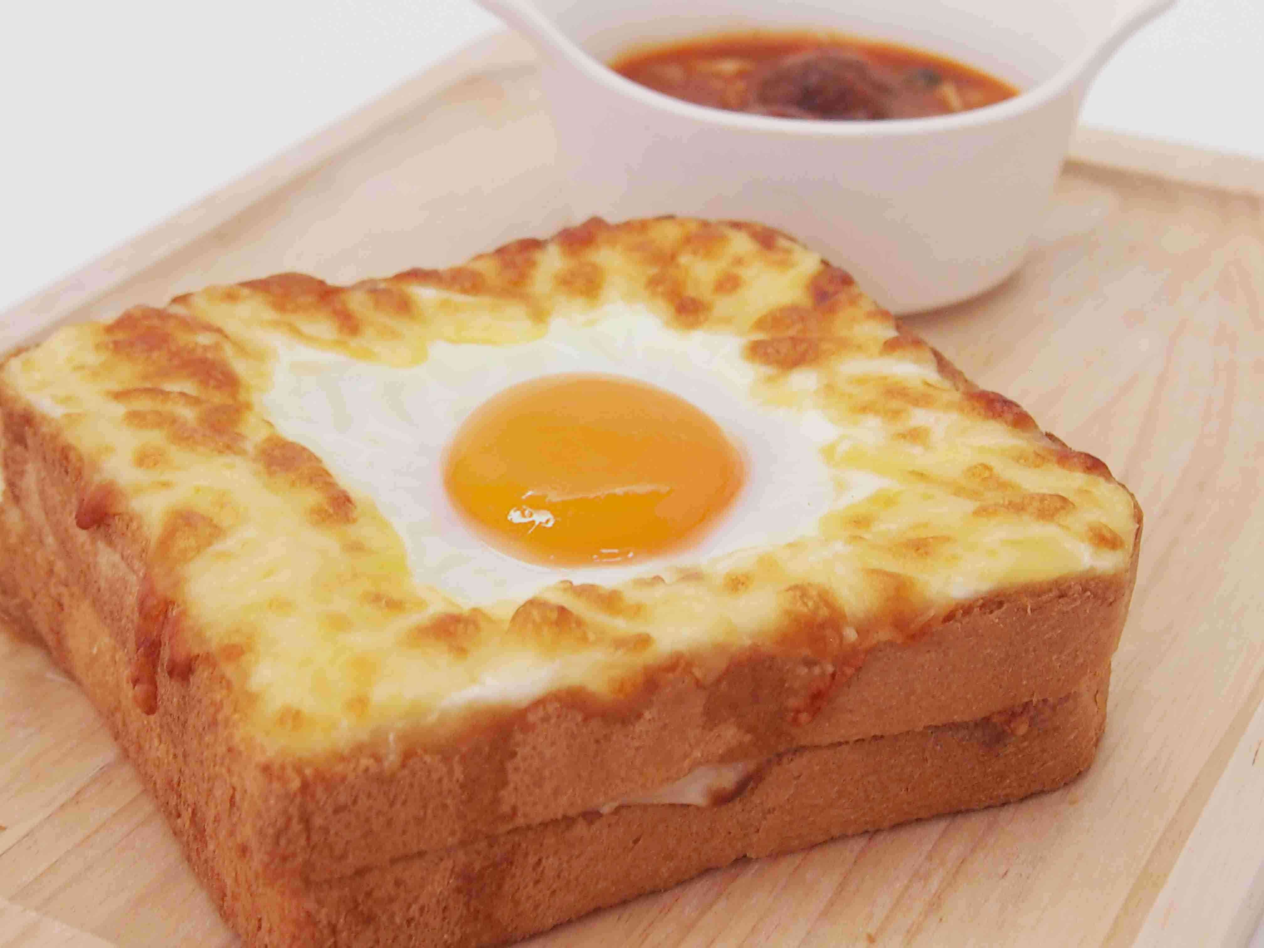 飲食物でしりとりするトピ