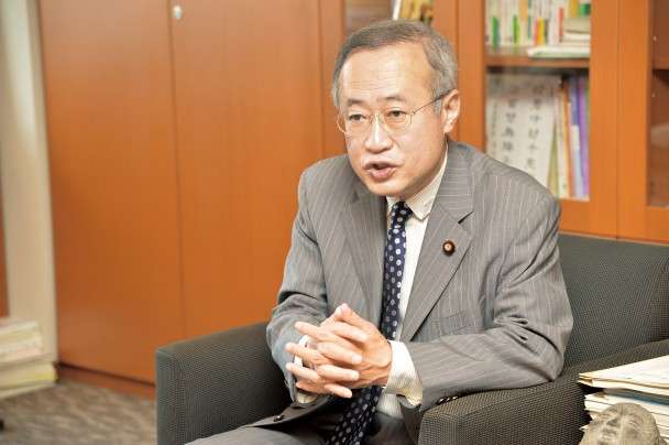 立民・有田芳生氏、サザンコンサートの写真投稿で批判「何ネタバレしてんの」「これはマナー違反」