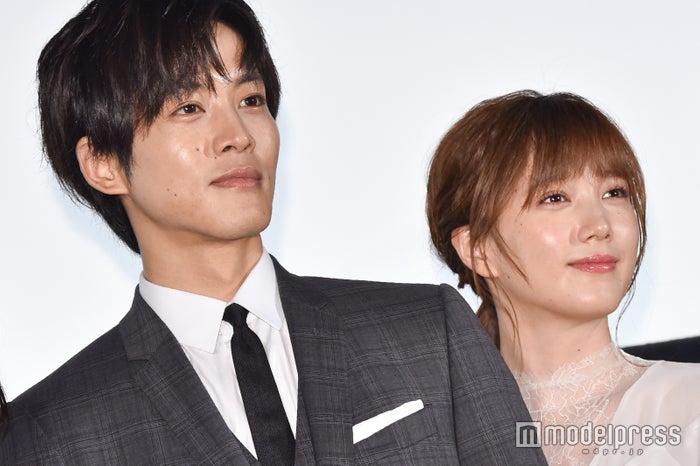 松坂桃李＆本田翼、ゲーム話で意気投合「夫婦仲はそれで成り立った」＜新聞記者＞ - モデルプレス