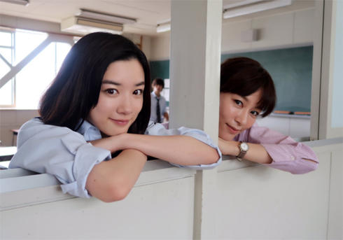 水川あさみ、“ババア”発言に「どこが？」と全力否定　永野芽郁との“艶っぽい”ショットには絶賛の声 (2017年7月23日) - エキサイトニュース