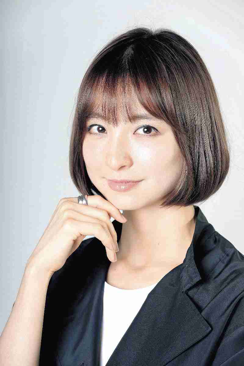 篠田麻里子「怖かった」ＡＫＢ卒業から６年…主演舞台「アンフェアな月」２１日開幕 : スポーツ報知