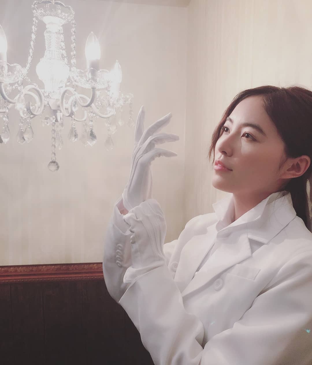 SKE48松井珠理奈、イケメン“執事”ショットにファン興奮「守られたぁい」