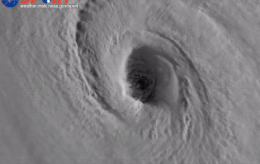 台風の目に入ったことある人