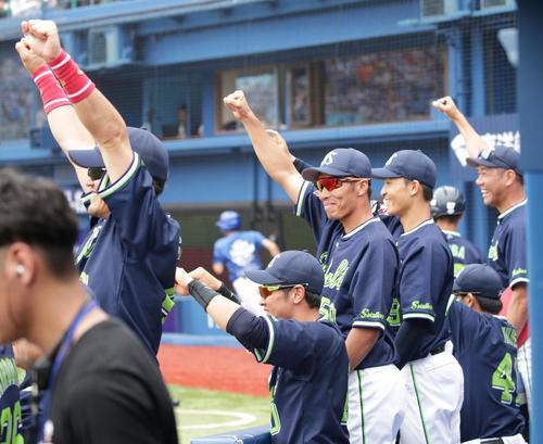 ヤクルトついに連敗脱出！原好投で３週間ぶり勝利 - プロ野球 : 日刊スポーツ