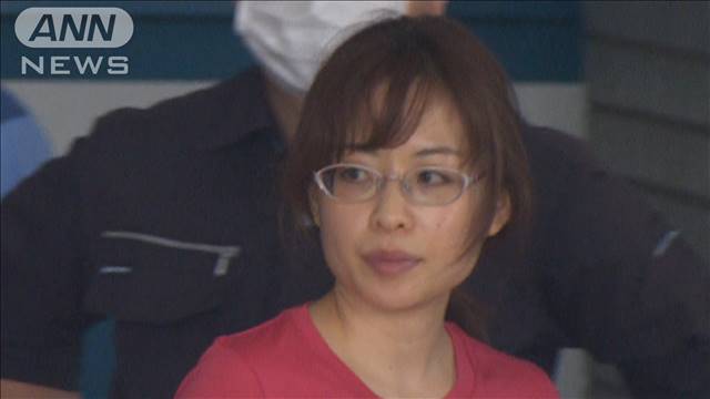 ユーチューバーの女、全裸わいせつ行為ライブ配信か
