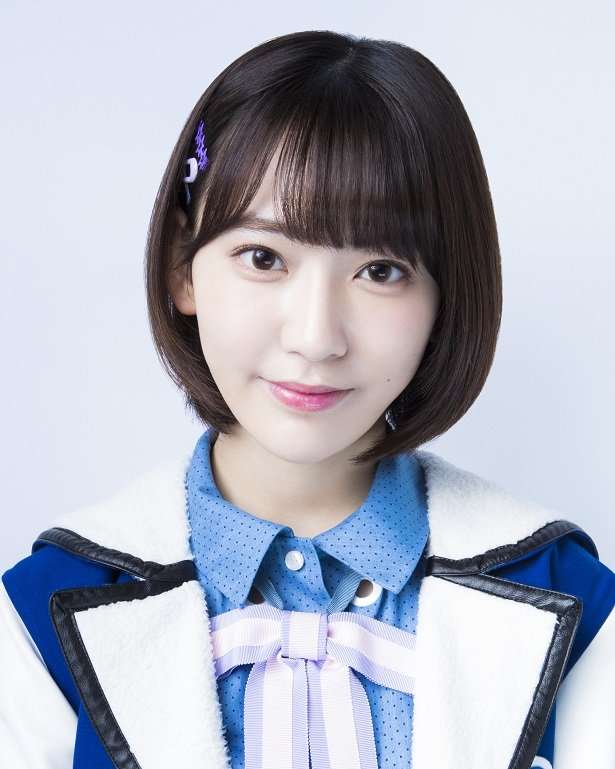 休業中の『HKT48』宮脇咲良に「もう誰かわからない」の声