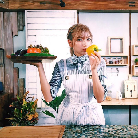 ローラ、手料理の日本食にファン絶賛「旅館か!」