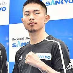 井岡一翔　10TKO勝ち　日本人男子史上初の4階級制覇を達成！