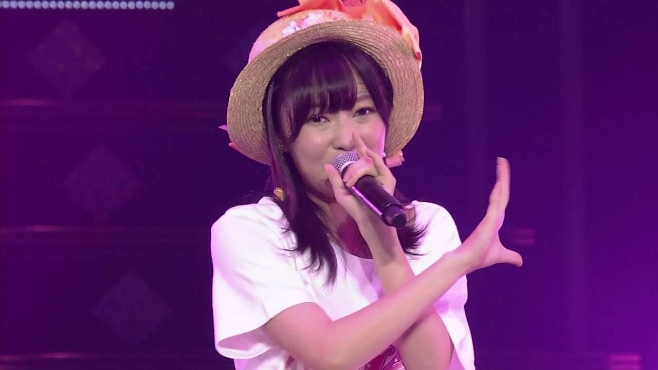 [LIVE] 指原莉乃 - Yeah! めっちゃホリディ with はるな愛 / AKB48 Sashihara Rino 松浦亜弥 - YouTube