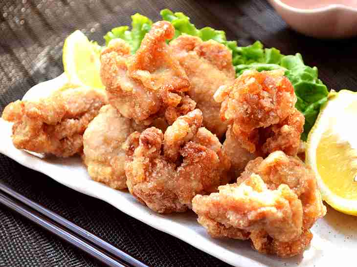 飲食物でしりとりするトピ