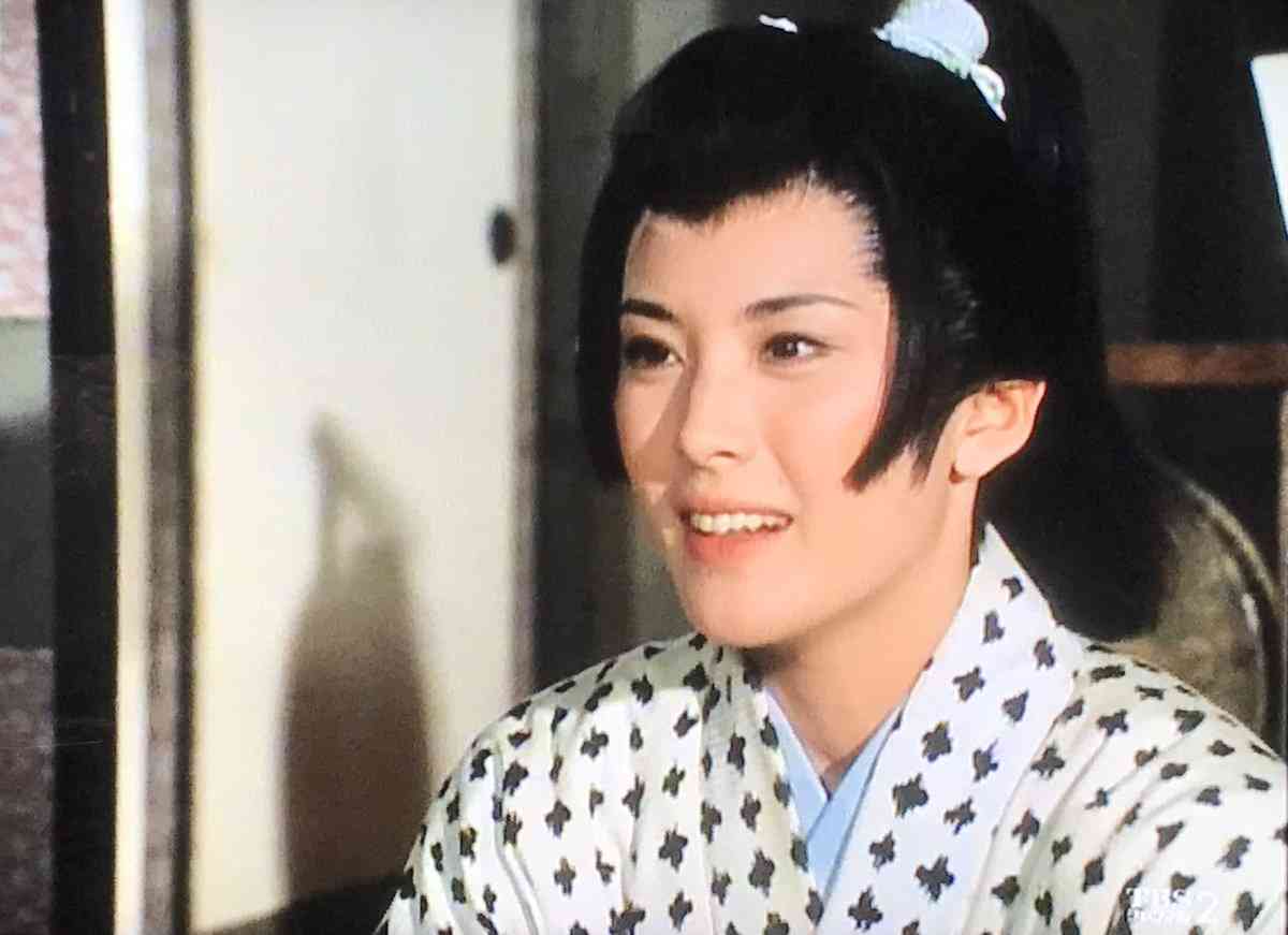 整形美人の方が人生得ですか？