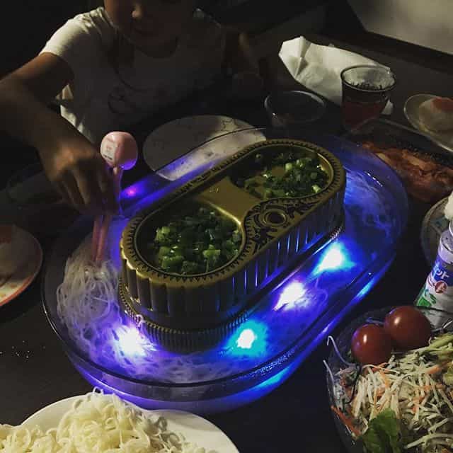 流しそうめん器持ってる方