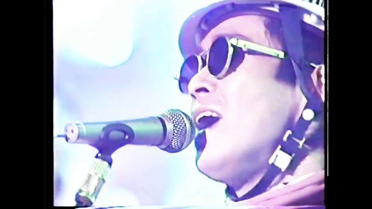 タイマーズ　生放送事故 - YouTube