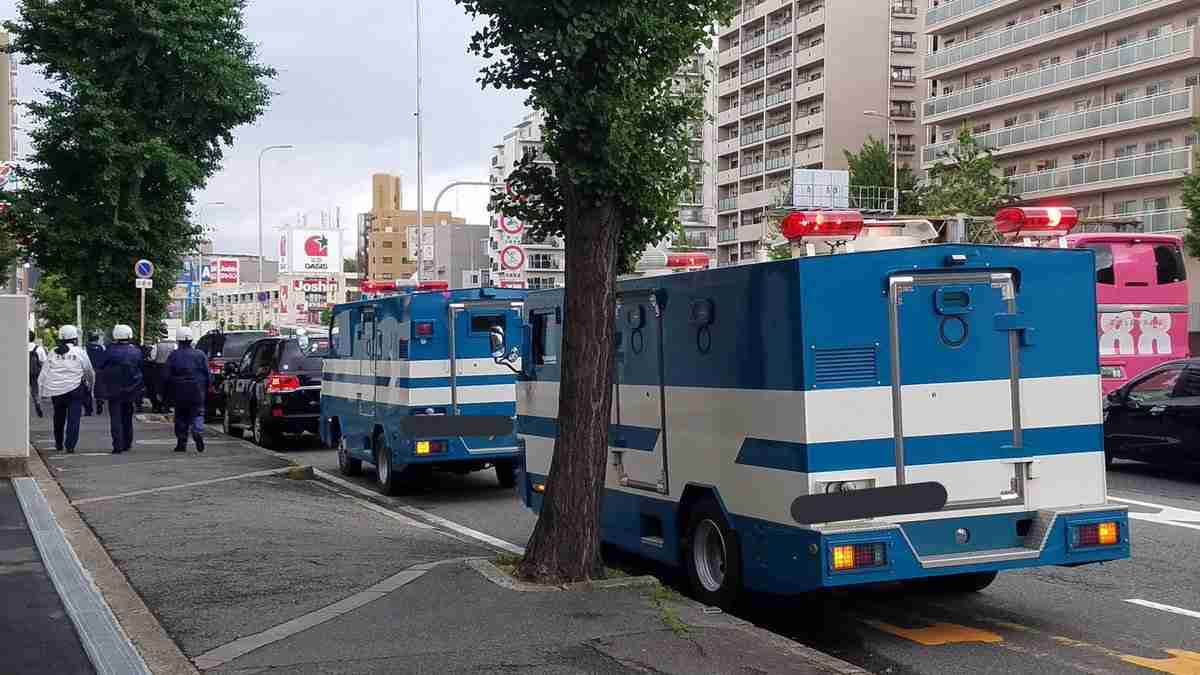 警察官刺され重傷 拳銃奪われる 大阪 吹田