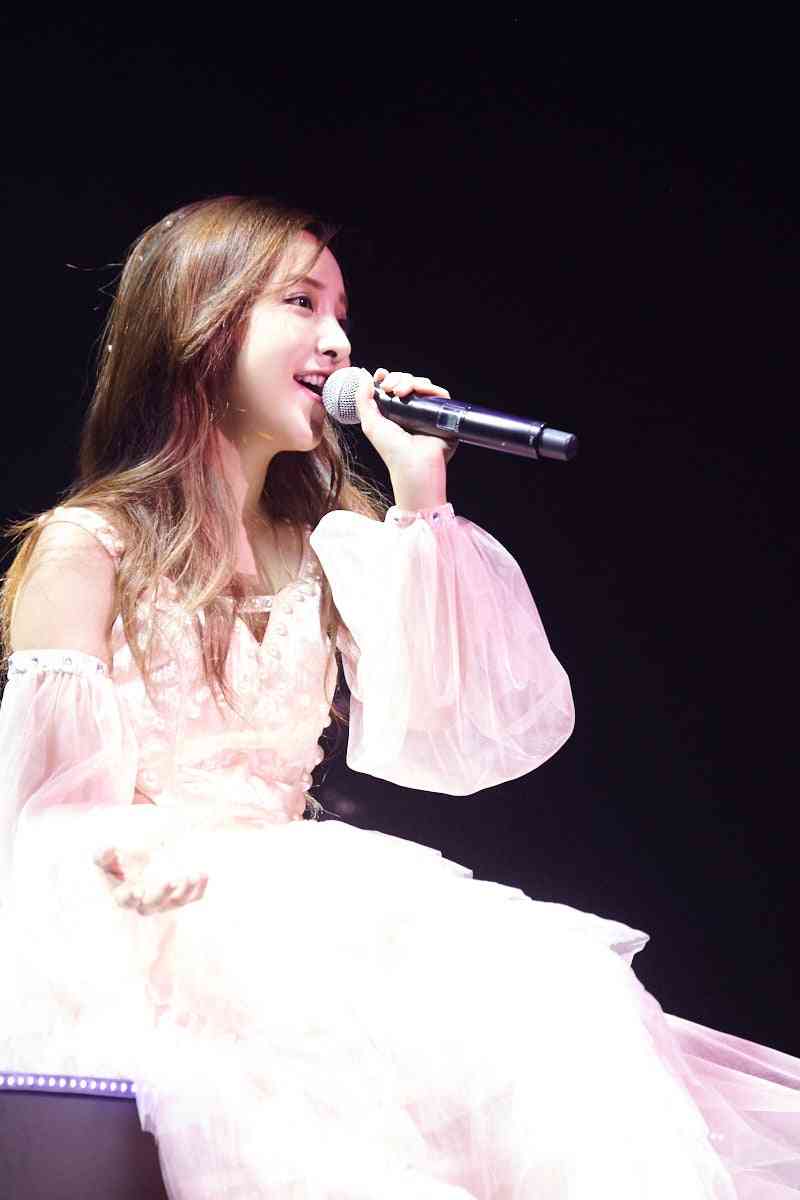板野友美、ドラマOPテーマ担当をサプライズ発表　初の作曲挑戦に