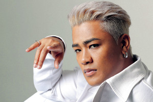 自分と同じ誕生日の有名人を貼るトピ