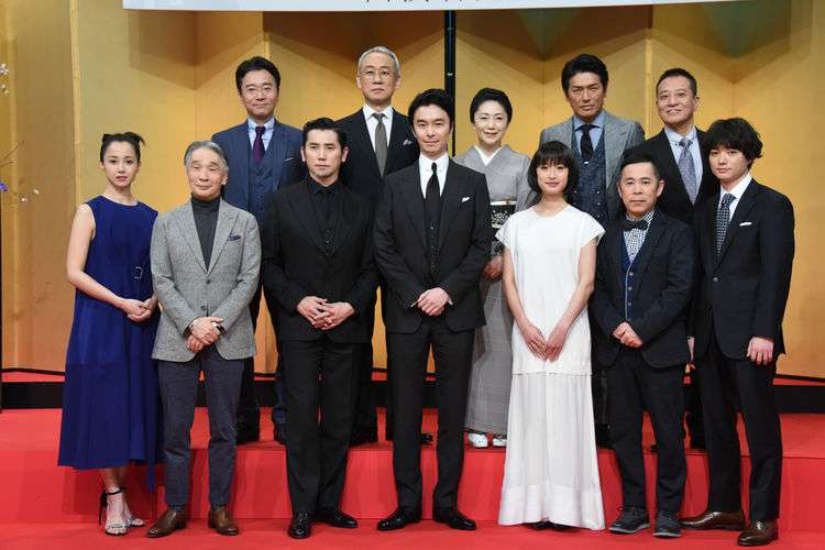 長谷川博己「麒麟がくる」共演陣に武者震い、“マムシ”本木雅弘はニヤリ（写真13枚） - 映画ナタリー