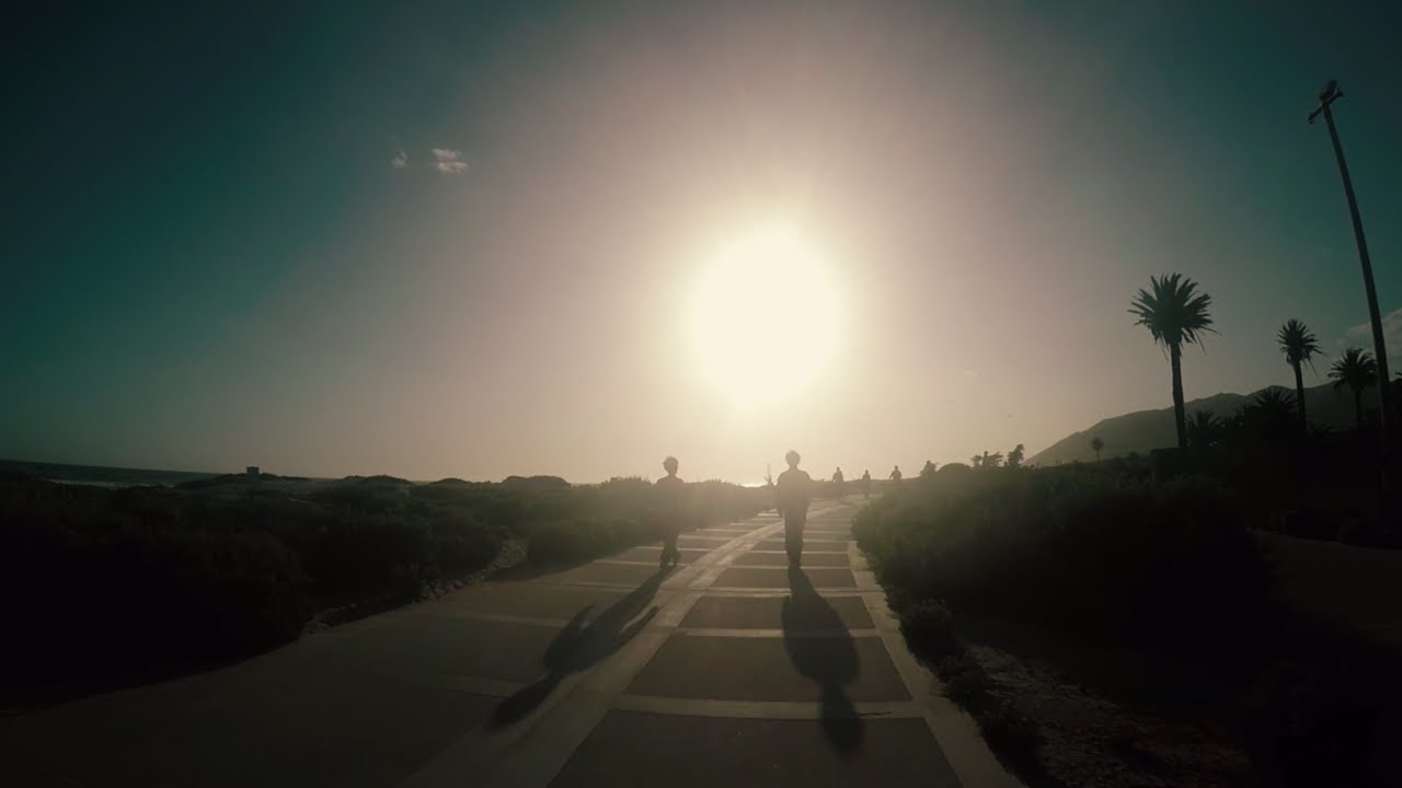 Alfred Beach Sandal + STUTS - Horizon 【Official Music Video】 - YouTube