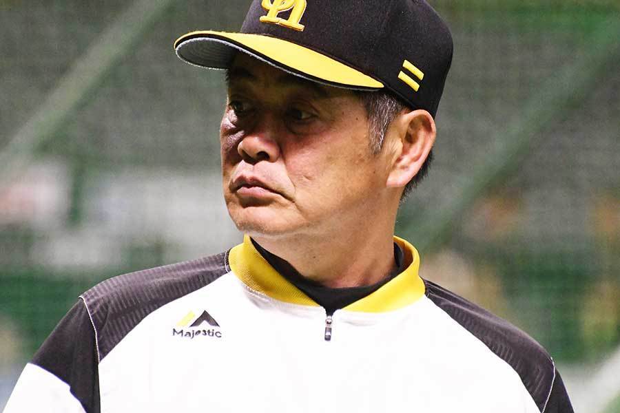 鷹は首位攻防戦3連敗で3位転落　9回の判定に工藤監督「意見書を出すことも」（Full-Count） - Yahoo!ニュース