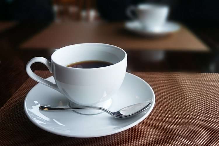 「インスタ映え」する老舗喫茶店、マナーの悪い若者客への戸惑い | マネーポストWEB