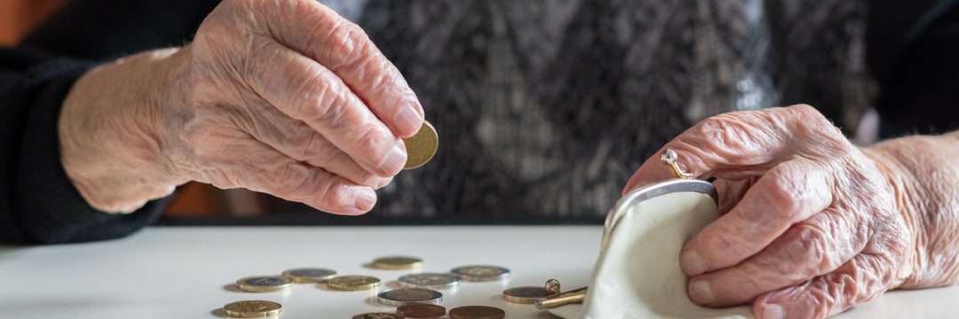 「老後に2000万円不足」騒動、金融庁の欺瞞とマスコミの大間違い（飯田 泰之） | 現代ビジネス | 講談社（1/3）