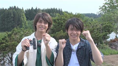 キンプリ（King ＆ Prince）、アルバム収録新曲「Naughty Girl」MV解禁 腹筋チラ見せシーンも