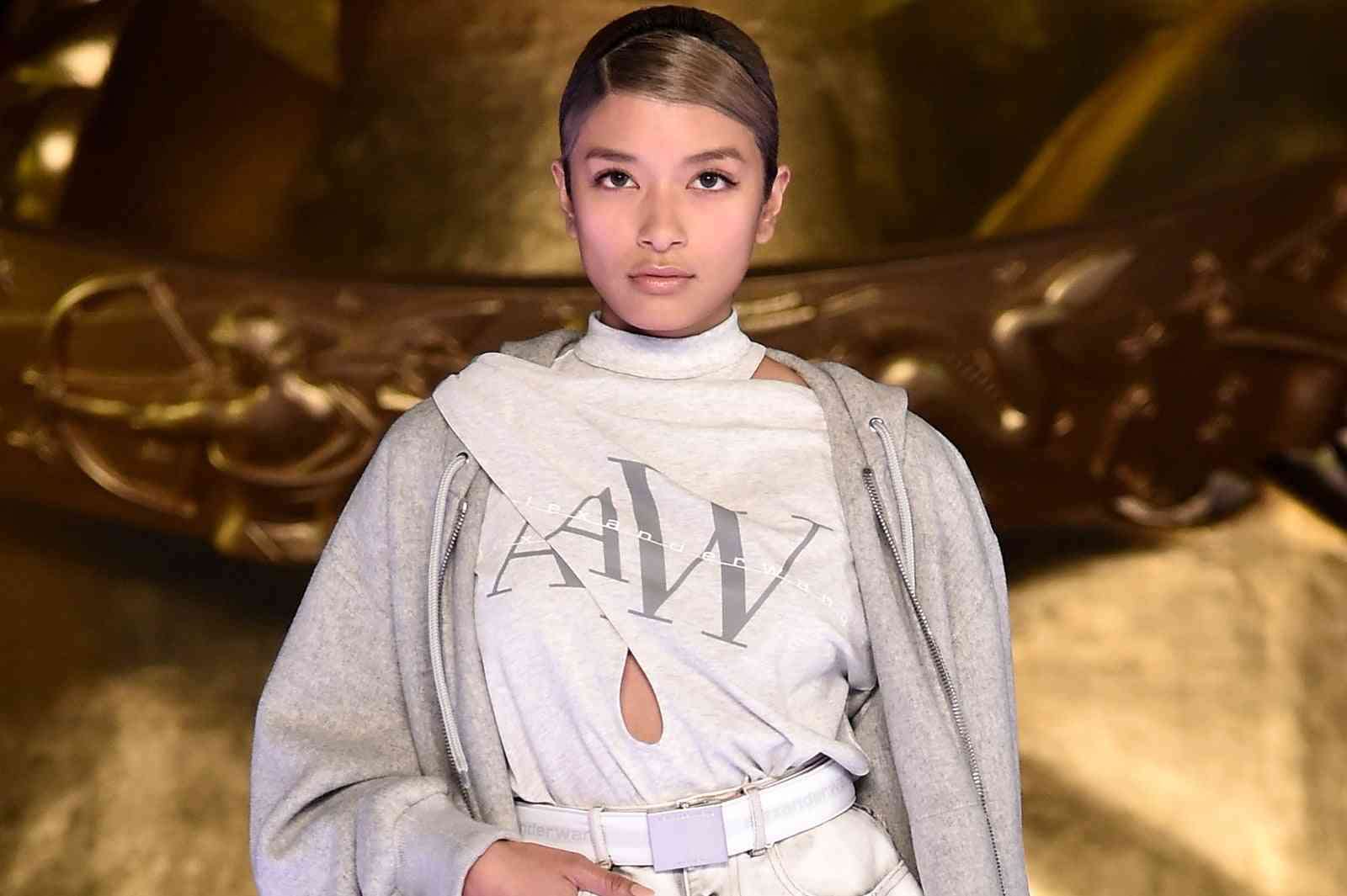 ローラ、NYで堂々ランウェイ 「アレキサンダー・ワン」コレクションに出演