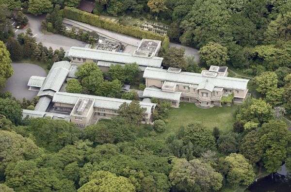 当面は皇居に「通勤」 陛下、御所の改修待ち｜全国のニュース｜佐賀新聞LiVE