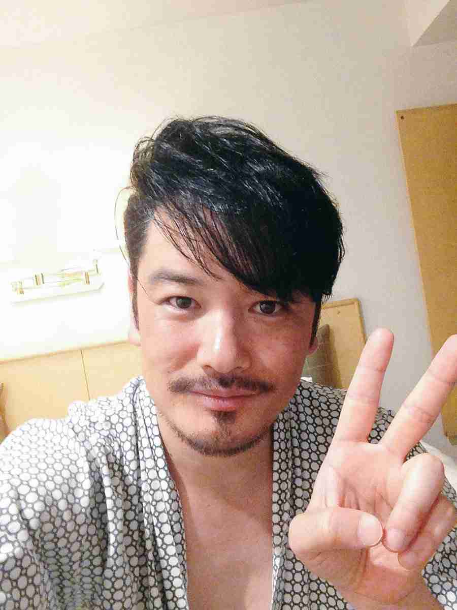 純烈・酒井一圭、ファンからの過激接触行為を暴露　でも高齢ファンには「許し」も