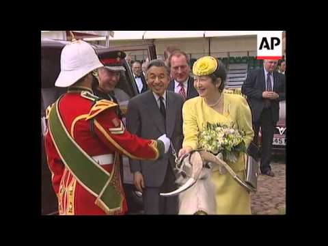 UK - Japanese emperor receives cold welcome - YouTube